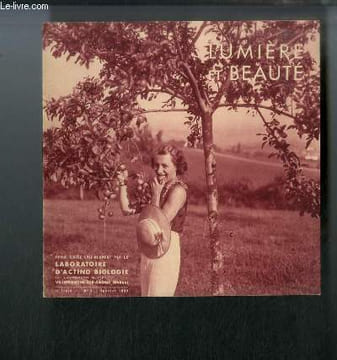 Lumière et Beauté n° 1 - Sur le haute d'une montagne qui domine Bayonne et Biarritz, une villa du Pays Basque, Une villa en forêt a Hossegor, ...