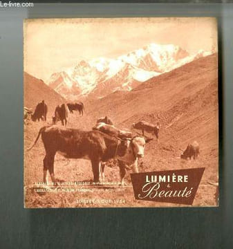 Lumière & Beauté - Promenade en Savoie, Les paturages a Megève, La chaine du Mont Blanc vue du Mont d'Arbois, Vue générale de Saint Gervais, Vue ...