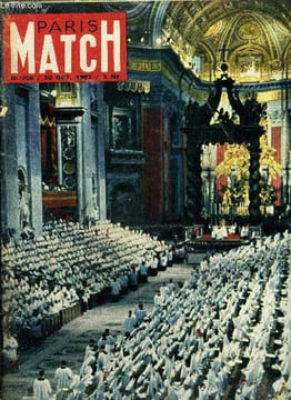 PARIS MATCH N° 706 - Est-ce une sainte qui vient de mourir, Thérèse Neumann, Vivante mais défigurée, la gisait une femme au visage tailladé, ...
