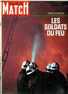 PARIS MATCH N° 881 - Six jours de suspense au Sahara, a l'horizon ce zébulon qui ne se décide pas, Voici encore libre le poète condamné par moscou, ...