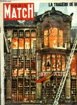PARIS MATCH N° 947 - Le match de la vie, Dans les jumelles du caporal, des silhouettes furtives : l'O.N.U. s'en va, Israël en armes, a l'horizon ...