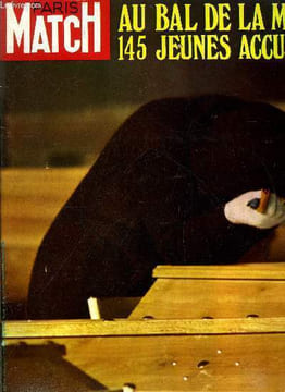 PARIS MATCH N° 1123 - 2 200 000 travailleurs étrangers en France par Georges Menant, La mort a fermé le bal, Les Forsyte, Une étoile est née : Michael ...