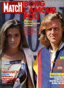PARIS MATCH N° 1841 - La guerre des maillots : Caroline et Stéphanie de Monaco font triompher le une pièce, Messieurs, choisissez votre camp par Irène ...