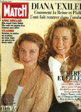 PARIS MATCH N° 2325 - Anne Sinclair : je n'ai pas épousé un politicien, mais un homme que j'aime, Jean Marais : j'ai 80 ans et franchement je m'en ...