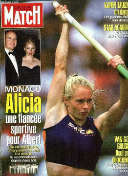 PARIS MATCH N° 2748 - Etat d'urgence aux urgences par Bertil Scali, Alicia, la fiancée idéale d'Albert de Monaco par Louise Vincent, Jean Marie ...