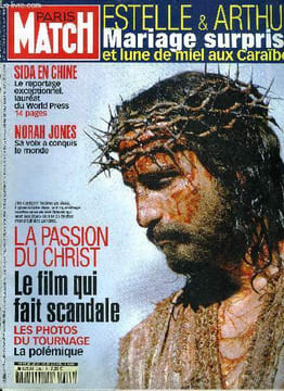 PARIS MATCH N° 2857 - La passion qui déclenche les passions par Régis Le Sommier, Estelle et Arthur : lune de miel aux Caraibes par Danièle Georget, ...