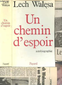Un chemin d'espoir - autobiographie + de nombreuses coupures de presses