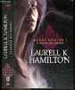 Merry Gentry - Tome 1 : Le baiser des ombres. LAURELL K. HAMILTON - BETTY PELTIER-WEBER (trad)