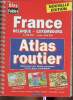 France, Belgique, Luxembourg- Atlas routier, répertoire des 36560 communes, hauts lieux touristiques- 1/250000-1cm=2km 500. Collectif