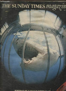The Sunday Times Magazine- July 18, 1971-Sommaire: Scoop! Trial of Charles I- Amsterdam notebook- Men of a peculiar stamp- Death trap (shark)- Blow ...