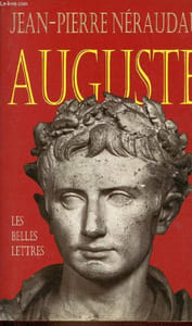 Auguste la brique et le marbre.