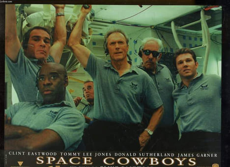 "Jeu de 8 photographies d'exploitation du film "" Space Cowboys "" de Clint Eastwood avec Tommy Lee Jones, Donald Sutherland, James Garner.". WARNER ...