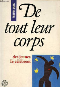 De tout leu corps, des jeunes te célèbrent