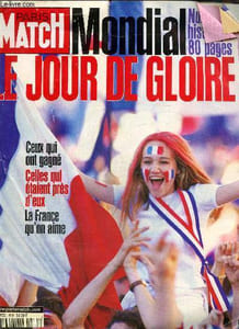 Paris match n° 2565 23 juillet 1998: Mondial, le jour de gloire. Merci, Zidane! - l'explosion de la victoire- La revanche d'Aimé Jacquet- Retour à Clairefontaine...