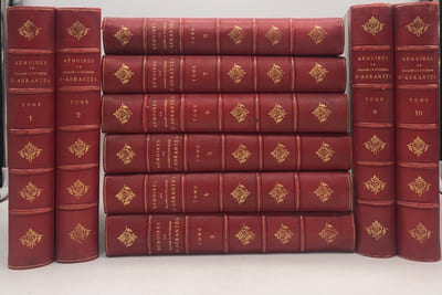 Mémoires. Souvenirs historiques sur Napoléon, la Révolution, le Directoire, le Consulat, l'Empire et la Restauration.