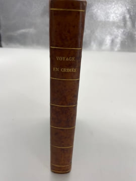 Voyage en Crimée et sur les bords de la Mer Noire. pendant l'année 1803, suivi d'un Mémoire sur le commerce de cette mer et de notes sur les ...