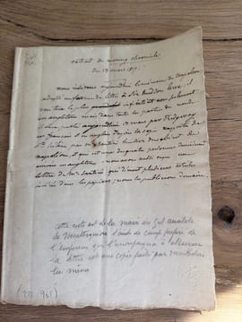 Lettre du général comte de Montholon. adressée par ordre de l'Empereur Napoléon à sir Hudson Lowe gouverneur anglais de l'Isle de Sainte-Hélène. ...