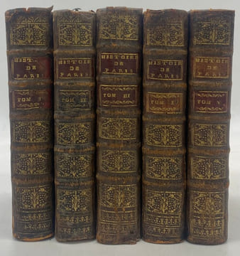 Histoire de la ville de Paris.. [DESFONTAINES (Pierre-François Guyot), LA BARRE (Louis-François-Joseph de), AUVIGNY (Jean du Castre d')].