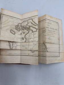 Voyage à l'île de Ceylan. fait dans les années 1797 à 1800, contenant l'histoire, la géographie et la description des mœurs des habitans, ainsi que celle des productions naturelles du pays. Suivi de la relation d'une ambassade envoyée en 1800 au roi de Candy. Orné de plusieurs planches et d'une carte de l'île de Ceylan, dressée par M. Arrowsmith d'après l'original appartenant à la Compagnie des Indes orientales. Traduit de l'anglais par P. F. Henry