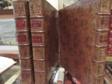 Cours de Physique Expérimentale et Mathématique. VAN MUSSENBROEK Pierre/SIGAUD DE LA FOND