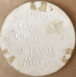 "Manufacture Nationale Sèvres".. MEDAILLE. SEVRES MANUFACTURE NATIONALE. LEVILLAIN (Ferdinand).