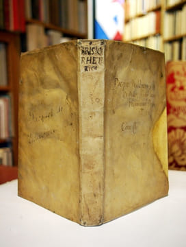 Artis Rhetoricae libri III. Rhetorices ad Alexandrum lib. I. De arte Poetica liber I. Addita in fine Varia locorum lectio, partim e probatioribus ...