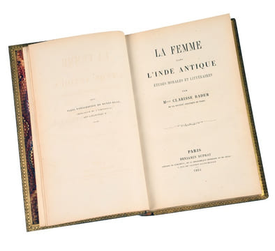 La femme dans l’Inde antique. Etudes morales et littéraires.. Bader (Mlle Clarisse ; Strasbourg 1840 - Paris 1902):