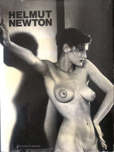 Helmut Newton, un peuple de statues.