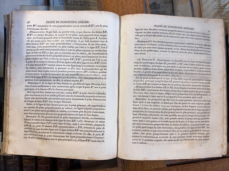 Traité de perspective linéaire comprenant la perspective des ombres linéaires, et celle des réflexions produites par l'eau et les miroirs plans; ...