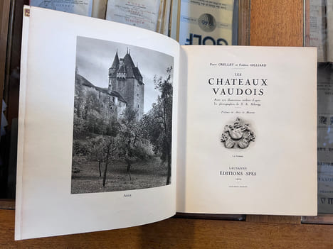 Les châteaux Vaudois. Pierre Grellet, Frédéric Gilliard