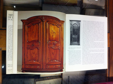 TRÉSORS DE L'ARTISANAT EN SUISSE ROMANDE. URSULA CLARENS