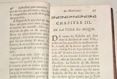 LES US ET COUTUMES DE LA VILLE DE TOULOUSE, avec des Instructions pour connoître les matériaux, et généralement tout ce qui concerne la Bâtisse. Par ...