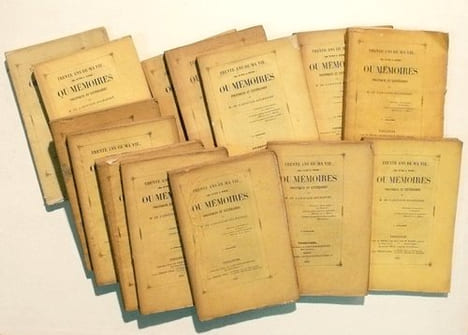 TRENTE ANS DE MA VIE, (de 1795 à 1826) ou Mémoires politiques et littéraires de M. de Labouisse-Rochefort. [14 volumes].. LABOUISSE-ROCHEFORT (M. de).