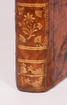 TRAITÉ DE LA NOBLESSE DES CAPITOULS DE TOULOUSE, avec des additions et remarques de l'Auteur sur ce Traité, quatrième édition. Revue, corrigée et ...