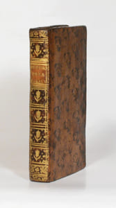 GUÉRISON DE LA PARALYSIE, PAR L'ÉLECTRICITÉ. Ouvrage dédié à Mgr. le Maréchal Duc de Noailles ; [...]Dans lequel on expose la méthode qu'il faut suivre pour guérir la Paralysie par l'Electricité : lue à la Société Royale de Médecine le 9 & le 30 septembre 1777. Avec Figures.