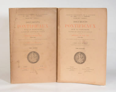 DOCUMENTS PONTIFICAUX SUR LA GASCOGNE d'après les Archives du Vatican. Pontificat de Jean XXII (1316-1334). Tome premier et deuxième. [2 volumes].