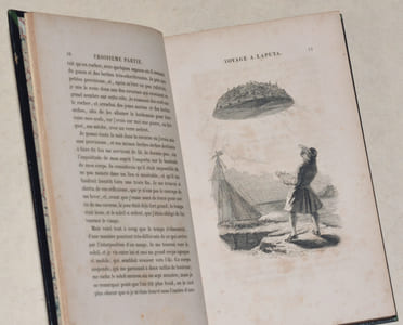 VOYAGES DE GULLIVER dans des contrées lointaines. [2 volumes]. 