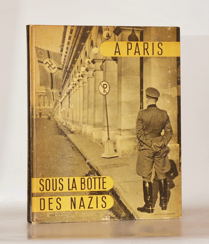 SCHALL (Roger). - EPARVIER (Jean). - À PARIS SOUS LA BOTTE DES NAZIS.