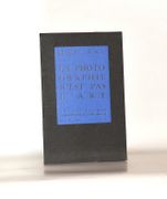 LA PHOTOGRAPHIE N'EST PAS L'ART. Avant-propos de André Breton. par MAN RAY - BRETON (André).