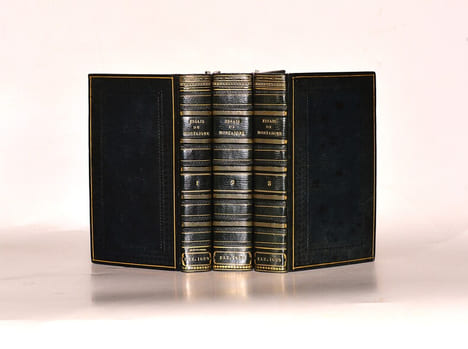 LES ESSAIS de Michel, Seigneur de Montaigne. Nouvelle édition exactement purgée des défauts des précédentes, selon le vray original: Et enrichie & ...