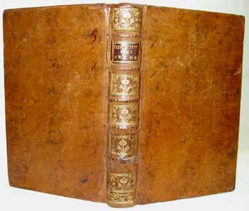 DICTIONNAIRE HISTORIQUE PORTATIF DES ORDRES RELIGIEUX ET MILITAIRES, et des congrégations régulières et séculières qui ont existé jusqu'à nos jours ; contenant leur origine, leur progrès, leur décadence, & les différentes réformes qu'ils ont éprouvées. 