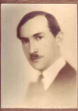 PHOTOGRAPHIE ORIGINALE, portrait de Joseph Delteil. . DELTEIL (Joseph).