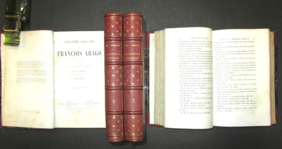 ASTRONOMIE POPULAIRE par François Arago, Secrétaire perpétuel de l'Académie des Sciences. Publiée d'après son ordre sous la direction de M. J.-A. Barral. Oeuvre posthume.