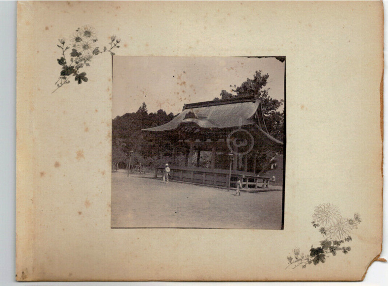 Japon.Japan .2 Photos Albuminées.  Temple et village. 1880. 