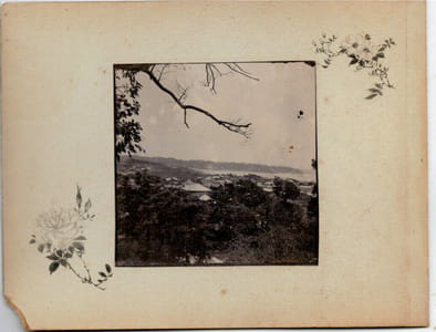 Japon.Japan .2 Photos Albuminées. Temple et village. 1880