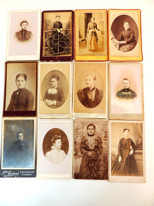 Lot photos anciennes cdv Femmes du XIXe siècle. 