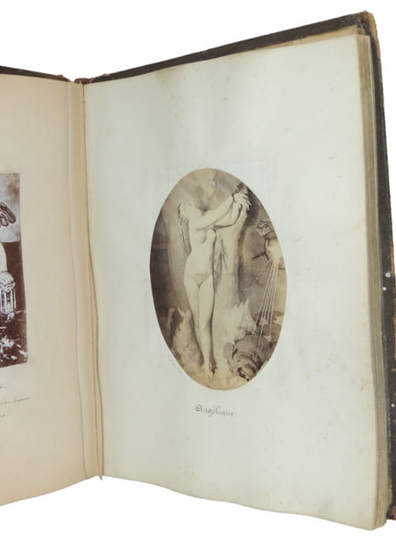 Curiosit&eacute;. Album de 160 photographies originales vers 1840. Gustave Dor&eacute;. 