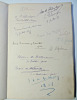 Curiosité. Cahier de 28 autographes signés + lettre timbrée. 1898/1952. 