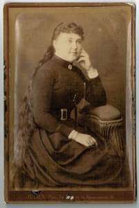 Photo albuminée de Jeanne Vuille 1860