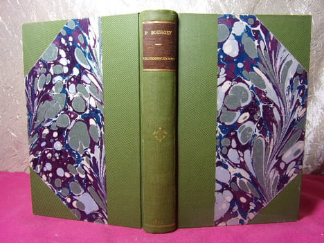 RECOMMENCEMENTS. Paul Bourget
